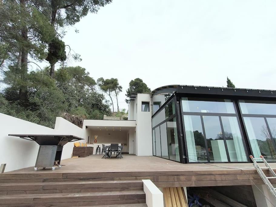 Industrial Luxury Nimes & Arles Villa Beaucaire  Exterior photo